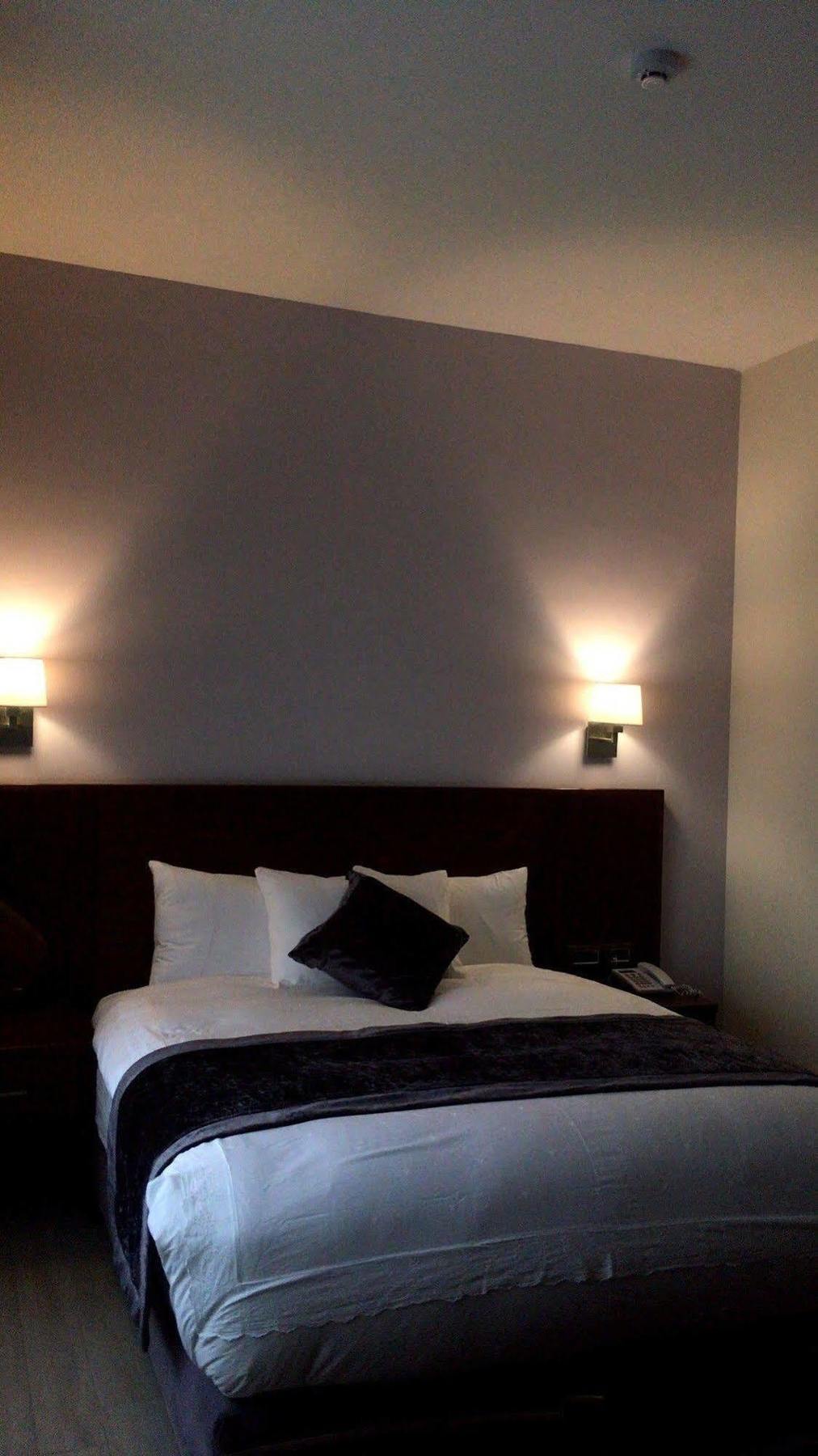 Lavender Boutique Hotel ラマッラ エクステリア 写真