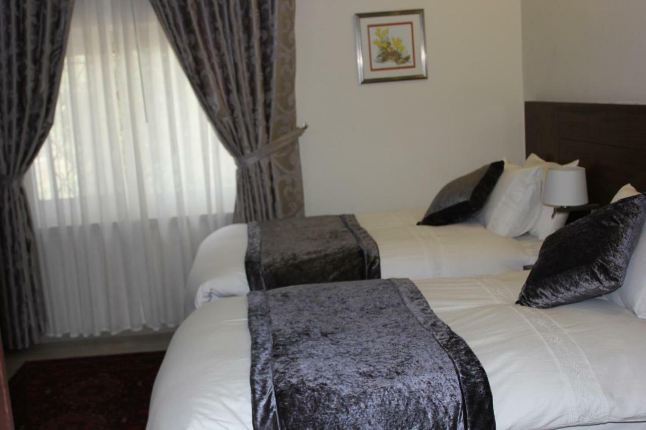 Lavender Boutique Hotel ラマッラ エクステリア 写真